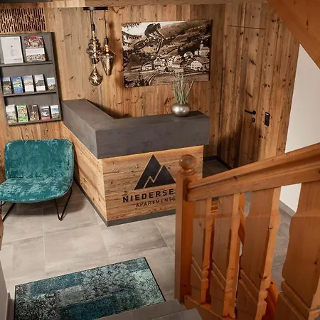 Niederseer * Σάαλμπαχ-Χίντεργκλεμ